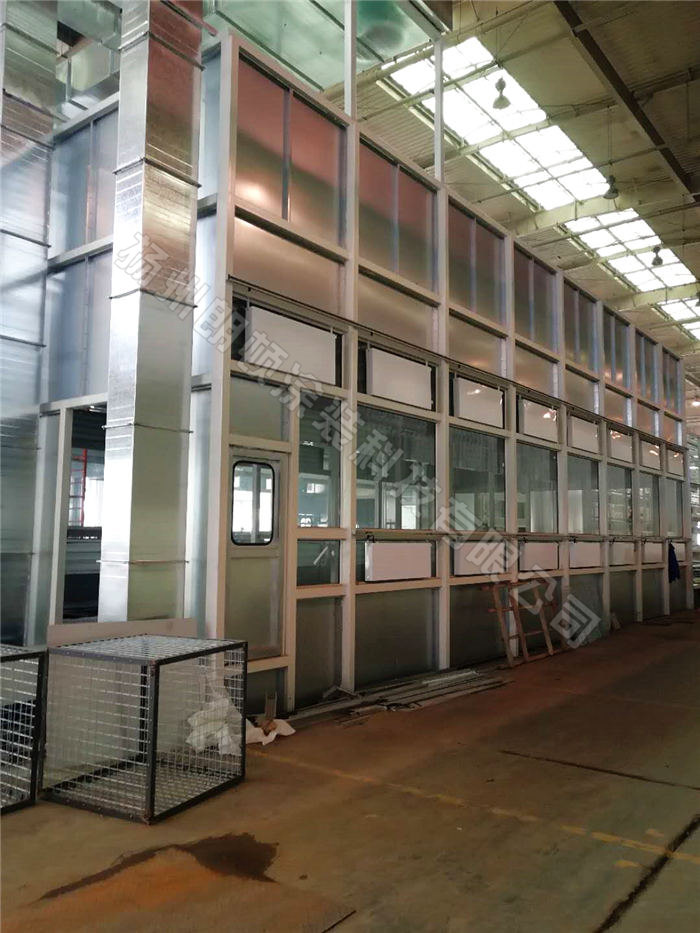 大型工程機(jī)械噴漆房